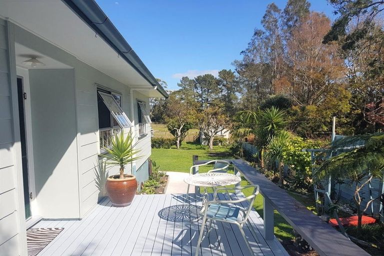 Photo of property in 49 Marsden Point Road, Ruakaka, 0116