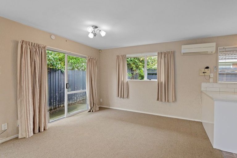 Photo of property in 2/20 Hoani Street, Papanui, Christchurch, 8053
