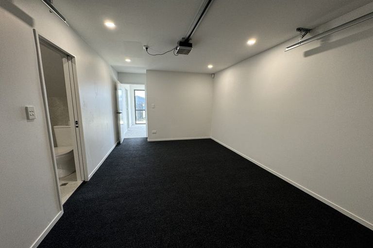 Photo of property in 1/18 Hetherington Road, Ranui, Auckland, 0612