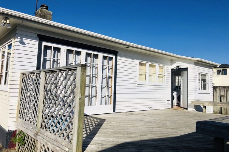 Photo of property in 7-7a Rangiatea Road, Epsom, Auckland, 1023