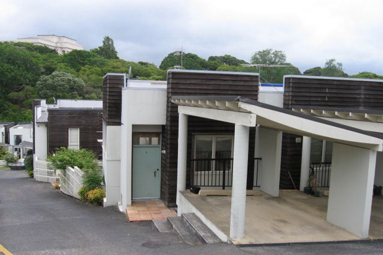 Photo of property in 27/27 Birdwood Crescent, Parnell, Auckland, 1052