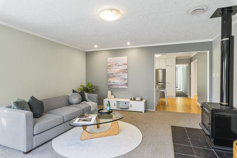 Photo of property in 6 Conifer Court, Raumati Beach, Paraparaumu, 5032