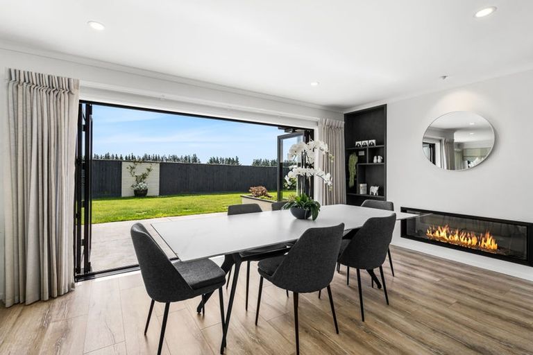 Photo of property in 9 Kingsdowne Drive, West Melton, 7618