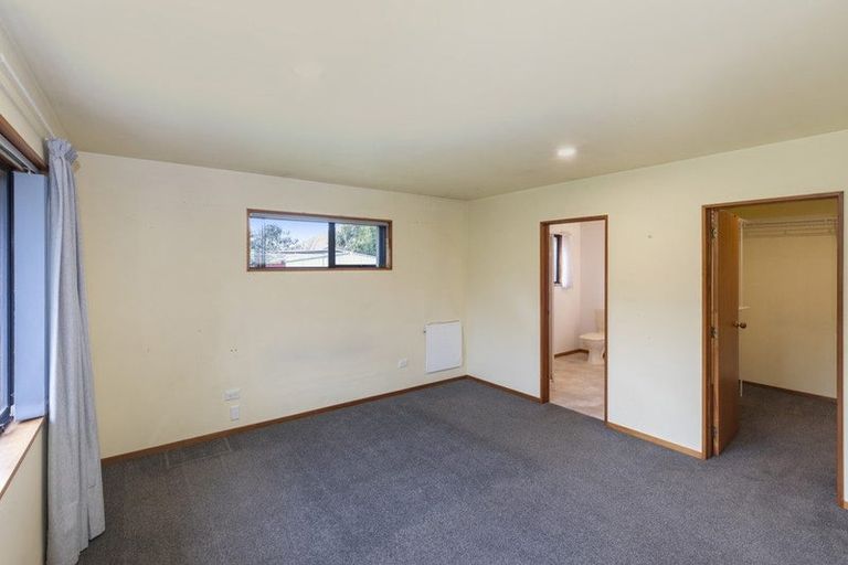 Photo of property in 40 Durrell Way, Rolleston, 7614