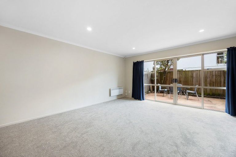 Photo of property in 42b Picton Avenue, Riccarton, Christchurch, 8011