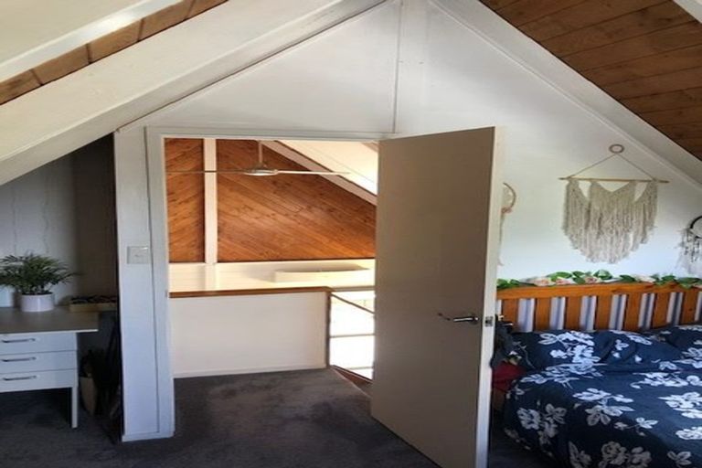 Photo of property in 6 Shearwater Street, One Tree Point, 0118