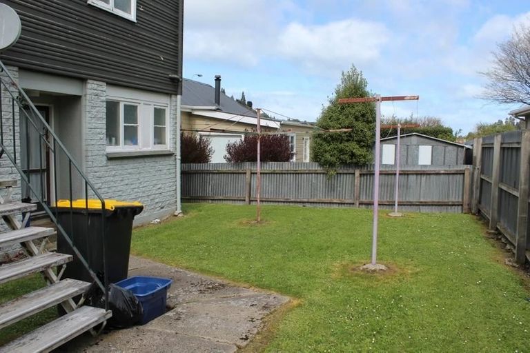 Photo of property in 212 Kaikorai Valley Road, Bradford, Dunedin, 9011