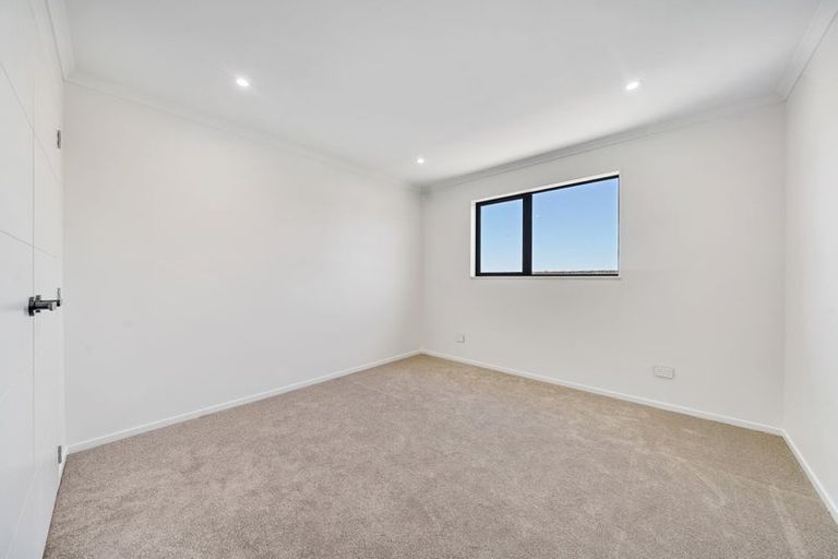 Photo of property in 26b Rangataua Place, Manurewa, Auckland, 2102