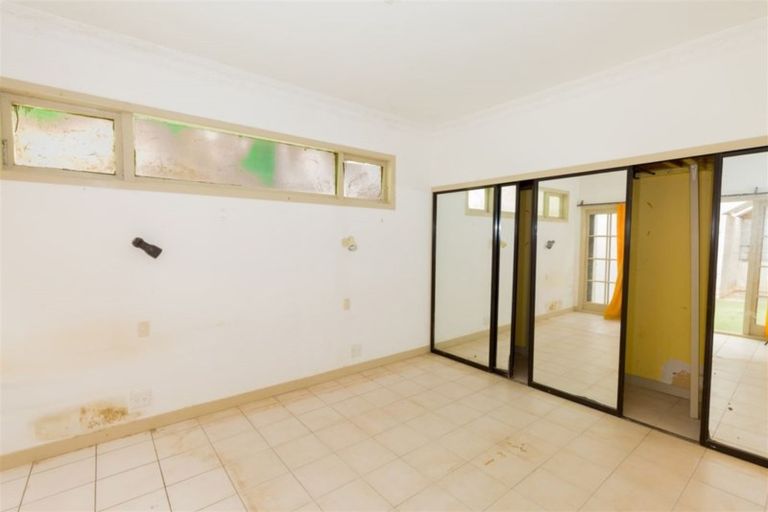 Photo of property in 18 Monowai Road, Johnsonville, Wellington, 6037