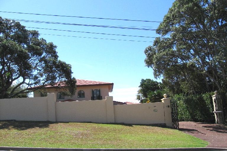 Photo of property in 10 Cliff Road, Torbay, Auckland, 0630