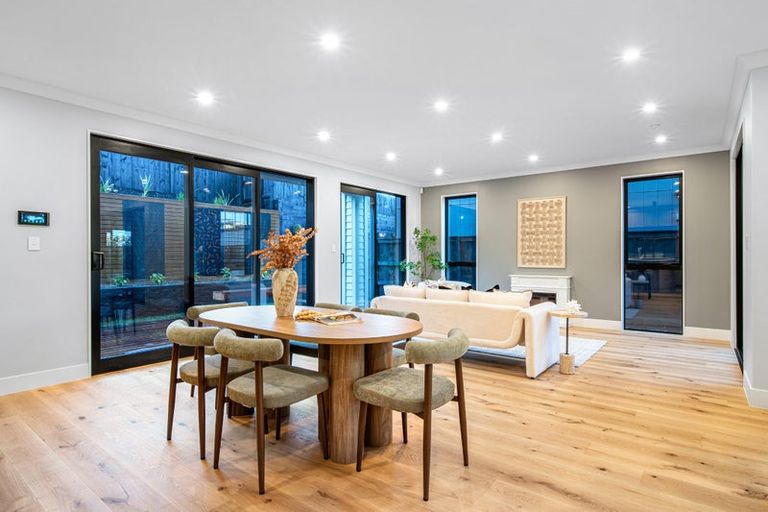 Photo of property in 14 Streamview Way, Long Bay, Auckland, 0630