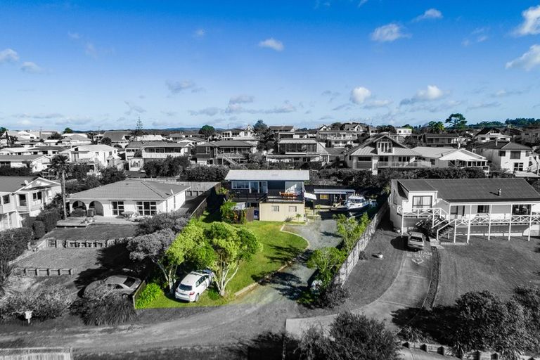 Photo of property in 19 Kotuku Place, Snells Beach, 0920