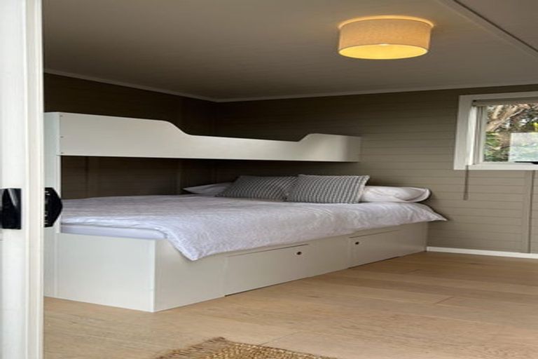 Photo of property in 130a Wattle Bay Road, Manukau Heads, Awhitu, 2684