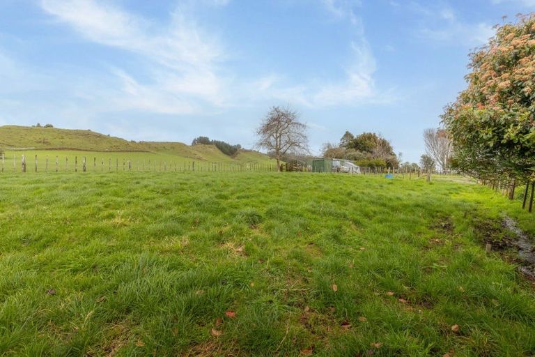 Photo of property in 826 Mokau Road, Mimi, Urenui, 4377
