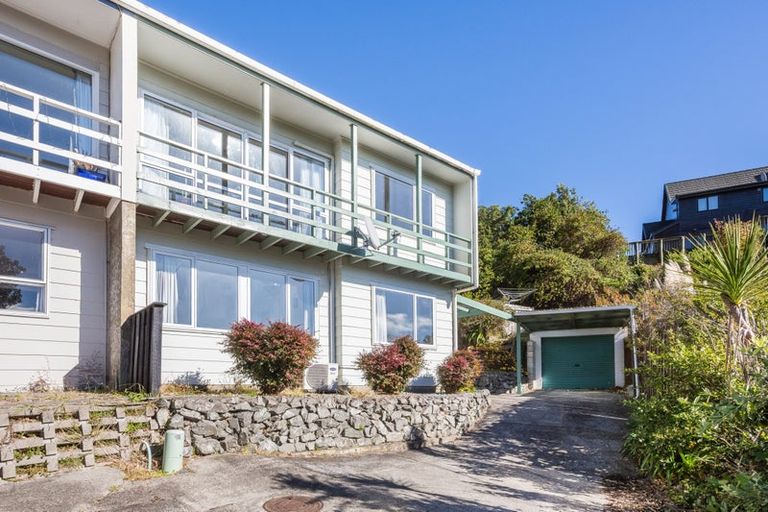 Photo of property in 2/10 Yarrow Place, Papakowhai, Porirua, 5024