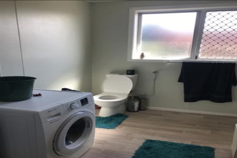 Photo of property in 4 Standish Street, New Plymouth, 4310