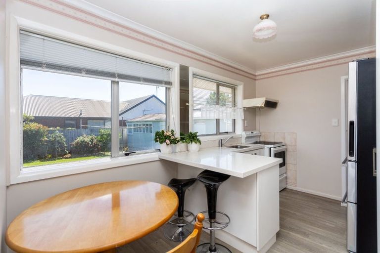 Photo of property in 2/548 Cranford Street, Papanui, Christchurch, 8052