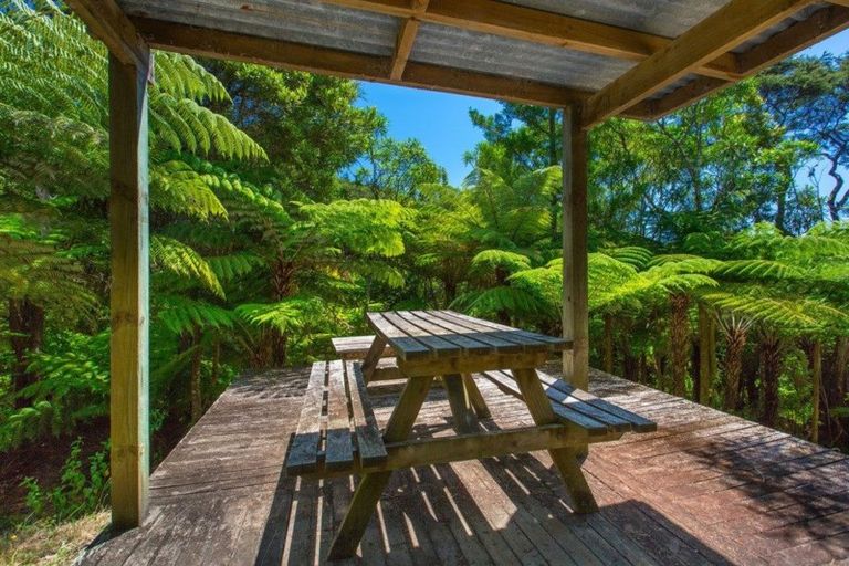 Photo of property in 22 Te Tuhi Road, Raglan, 3297