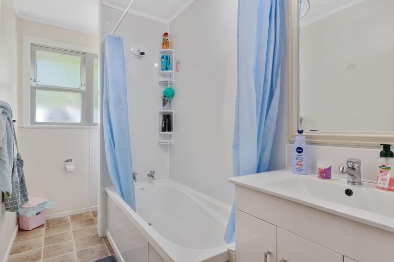 Photo of property in 43 Cameron Road, Bluff Hill, Napier, 4110