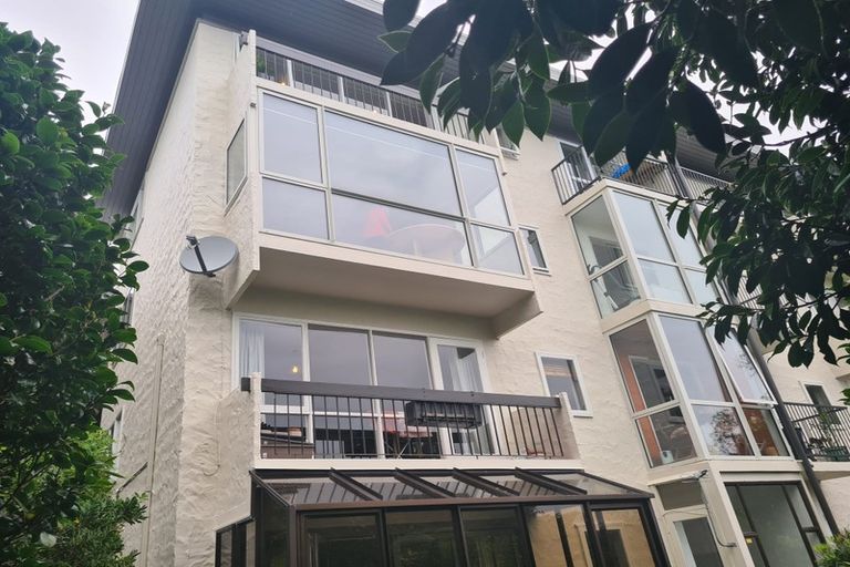 Photo of property in 5/116 Mairangi Road, Wilton, Wellington, 6012