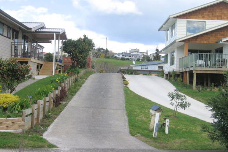 Photo of property in 119 Bruce Wallace Place, Whangamata, 3620