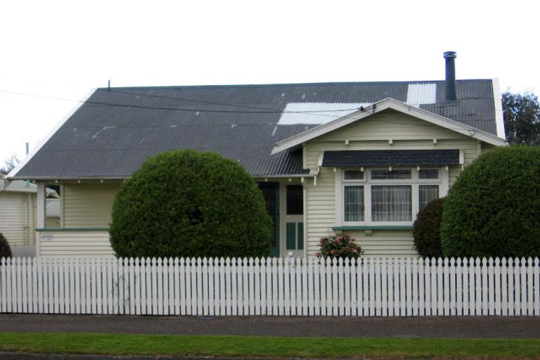 Photo of property in 109 Villa Street, Masterton, 5810