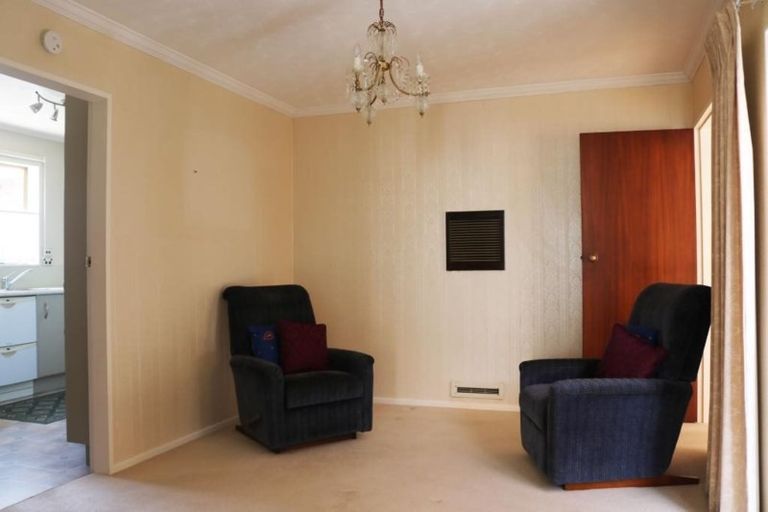 Photo of property in 7 Maire Street, Woburn, Lower Hutt, 5010