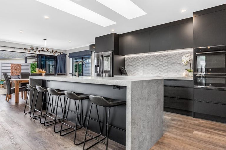 Photo of property in 4 Craigie Way, Wainuiomata, Lower Hutt, 5014