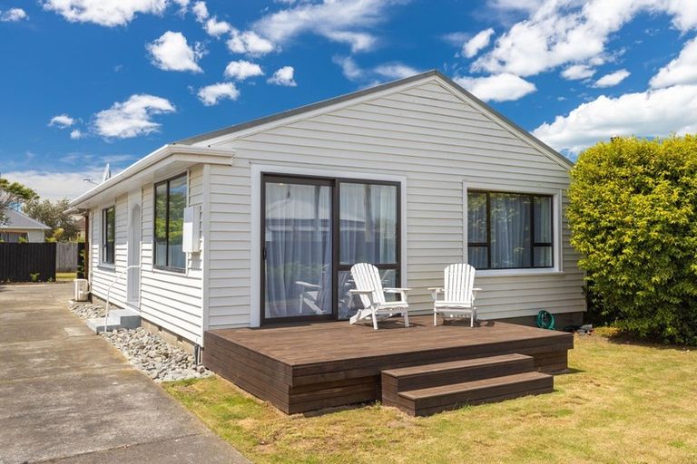 Photo of property in 17 Mafeking Street, New Brighton, Christchurch, 8061