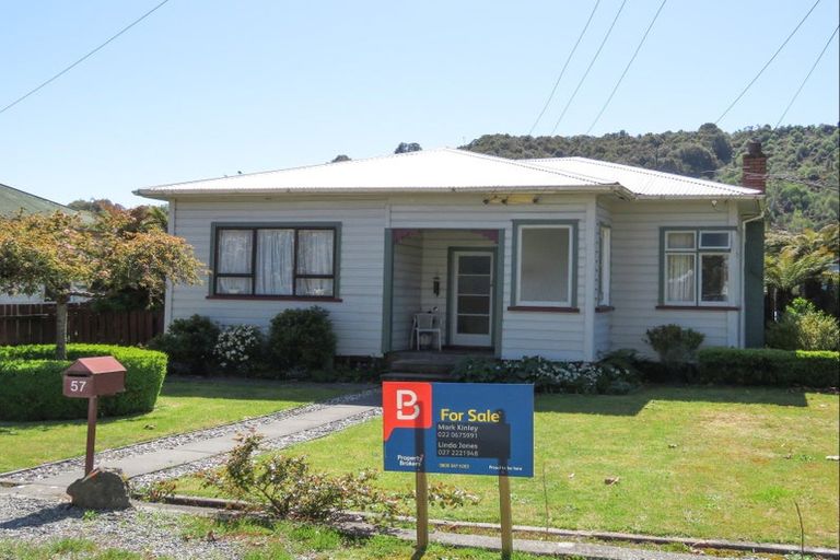 Photo of property in 57 Dick Street, Reefton, 7830