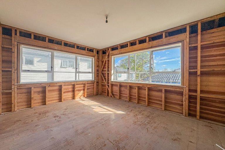 Photo of property in 18 Lochinver Road, Papatoetoe, Auckland, 2025