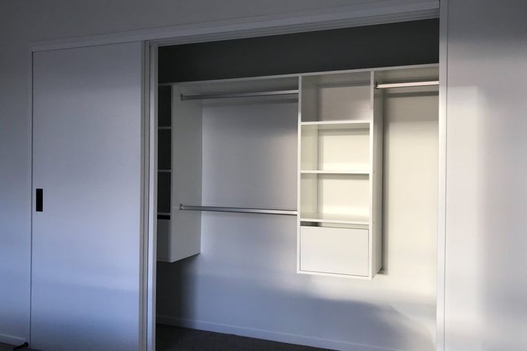 Photo of property in 115 Waekahu Road, Westgate, 0814