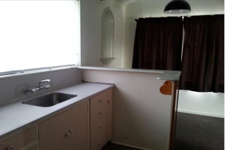 Photo of property in 2/74 Marriotts Road, North New Brighton, Christchurch, 8083