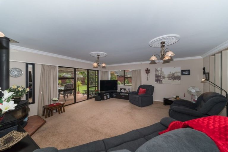 Photo of property in 10 Akaroa Avenue, Awapuni, Palmerston North, 4412