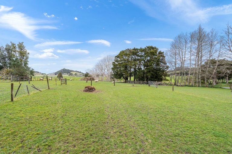 Photo of property in 992 Marua Road, Hikurangi, 0181