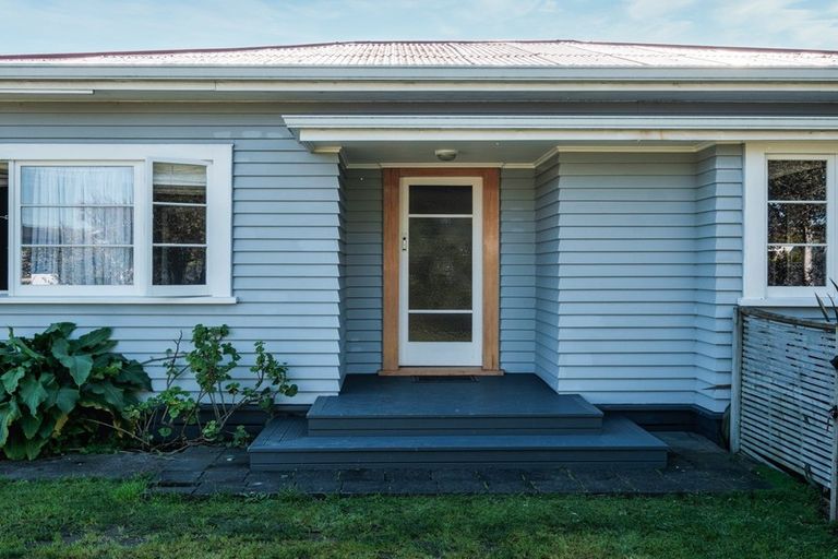 Photo of property in 40 De Lautour Road, Inner Kaiti, Gisborne, 4010