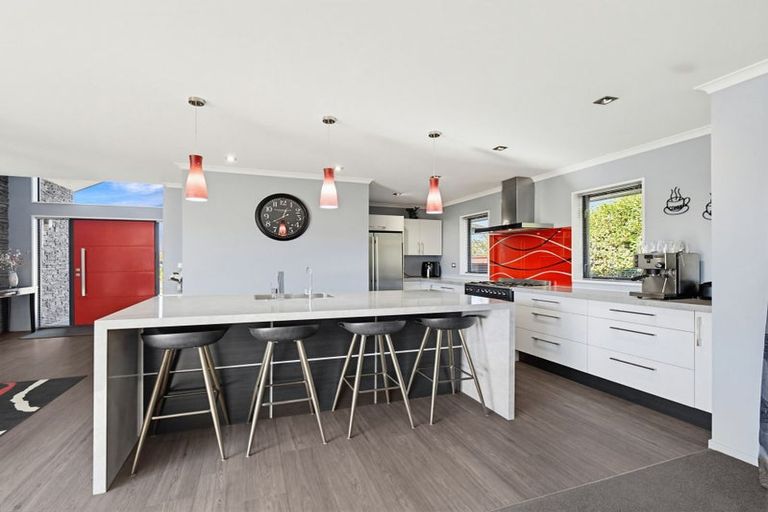 Photo of property in 13 Raymond Place, West Melton, 7618