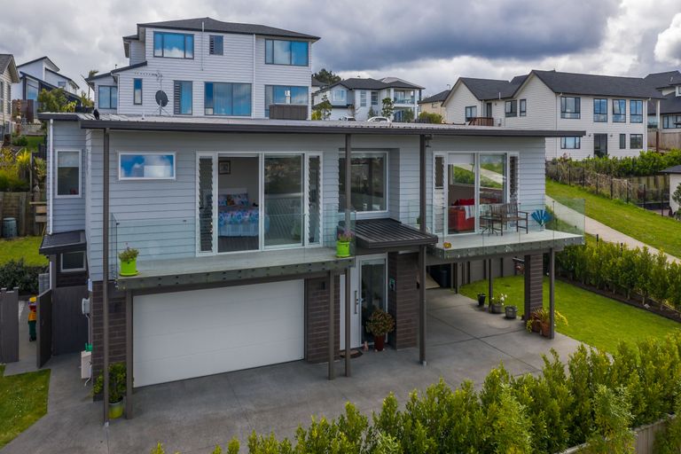 Photo of property in 42 Miller Rise, Silverdale, 0932