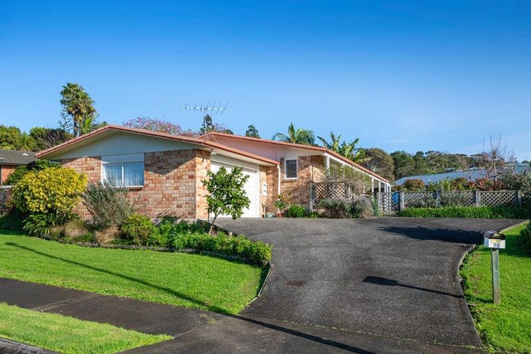 Photo of property in 72 Cabeleigh Drive, Helensville, 0800
