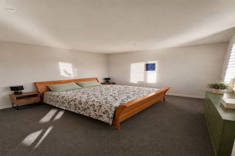 Photo of property in 6 Kokako Lane, Jacks Point, Queenstown, 9371