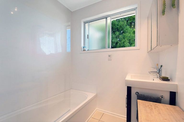 Photo of property in 114 Mcentee Road, Waitakere, Auckland, 0816