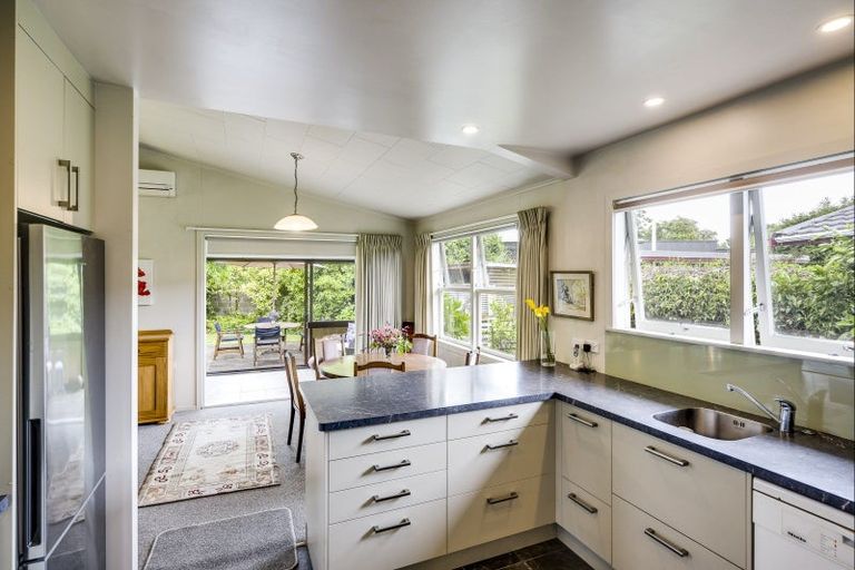 Photo of property in 20 Totara Street, Taradale, Napier, 4112