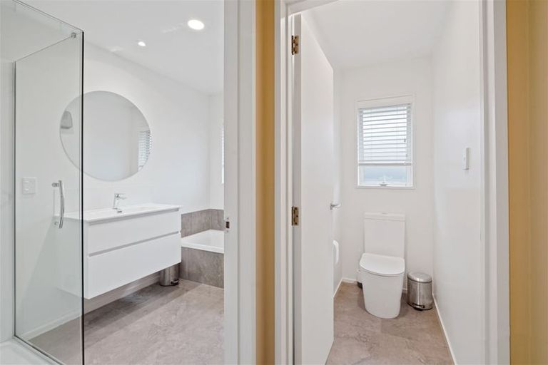 Photo of property in 43 Apsley Drive, Avonhead, Christchurch, 8042