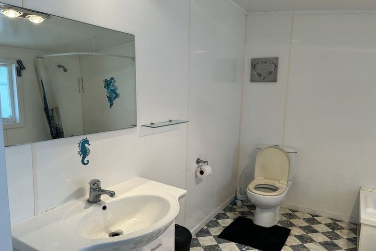 Photo of property in 36 Pukeko Place, Westshore, Napier, 4110