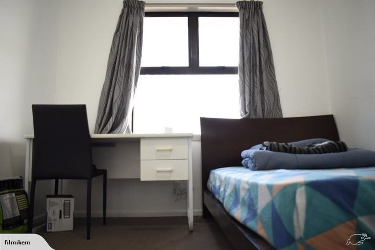 Photo of property in 15 Roband Avenue, Glenfield, Auckland, 0629