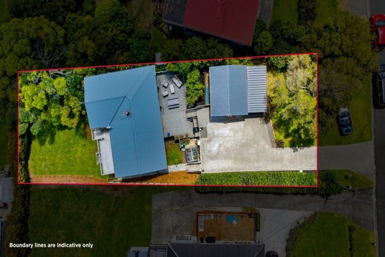 Photo of property in 26 Moffat Road, Red Beach, 0932