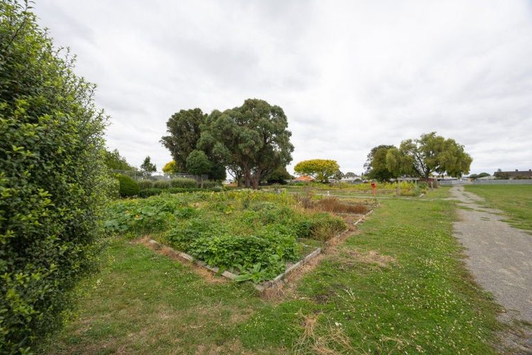 Photo of property in 16 Newbury Street, Awapuni, Palmerston North, 4412