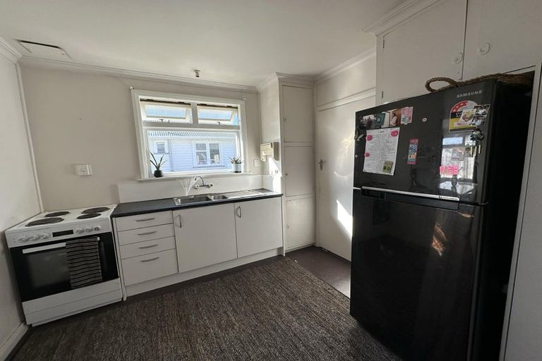 Photo of property in 10 Quinn Road, Levin, 5510