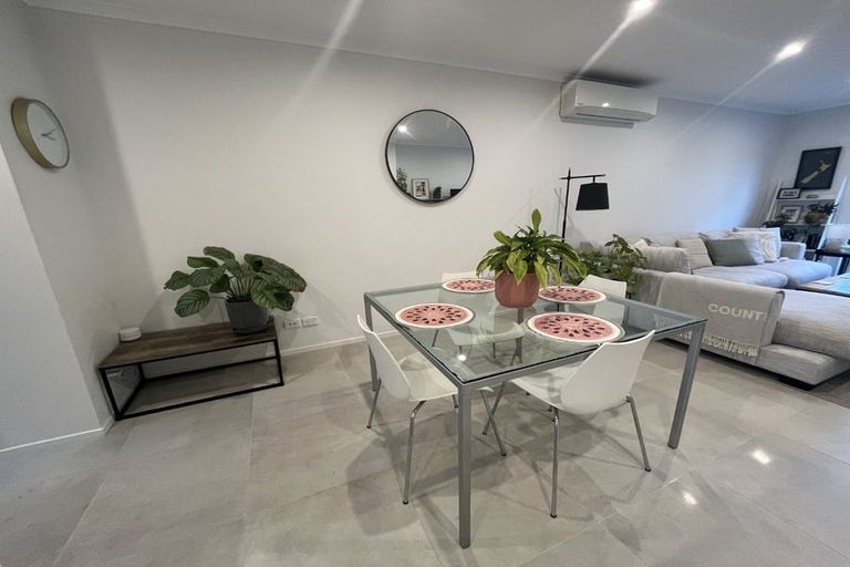 Photo of property in 50 Gosper Road, Takanini, 2112