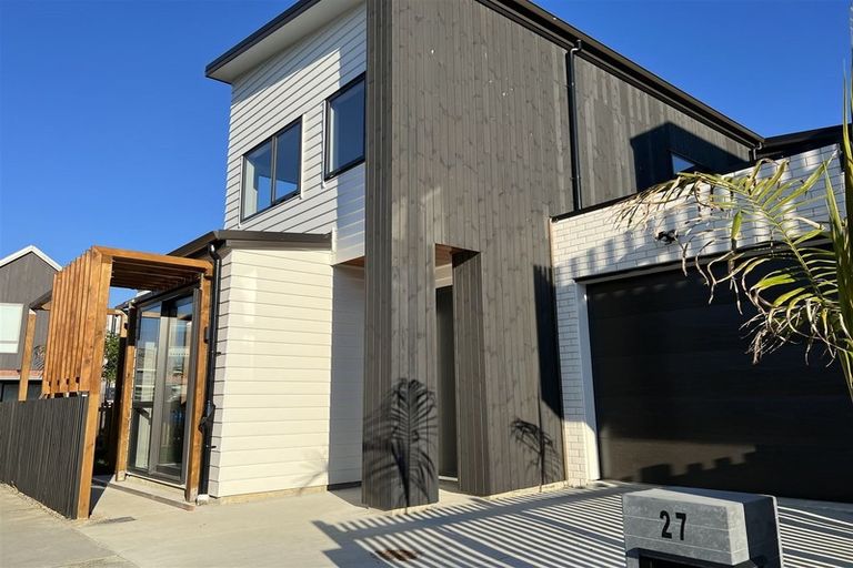 Photo of property in 27 Desalt Drive, Hobsonville, Auckland, 0616